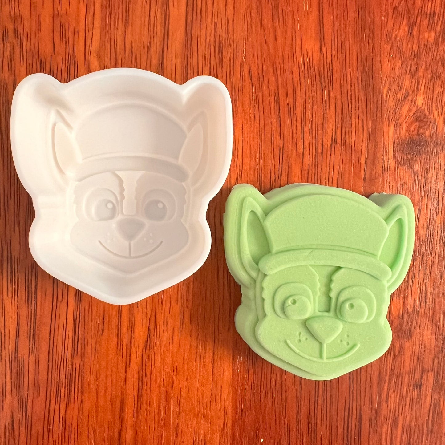 Paw Patrol Hybrid Collection of 8 Mould