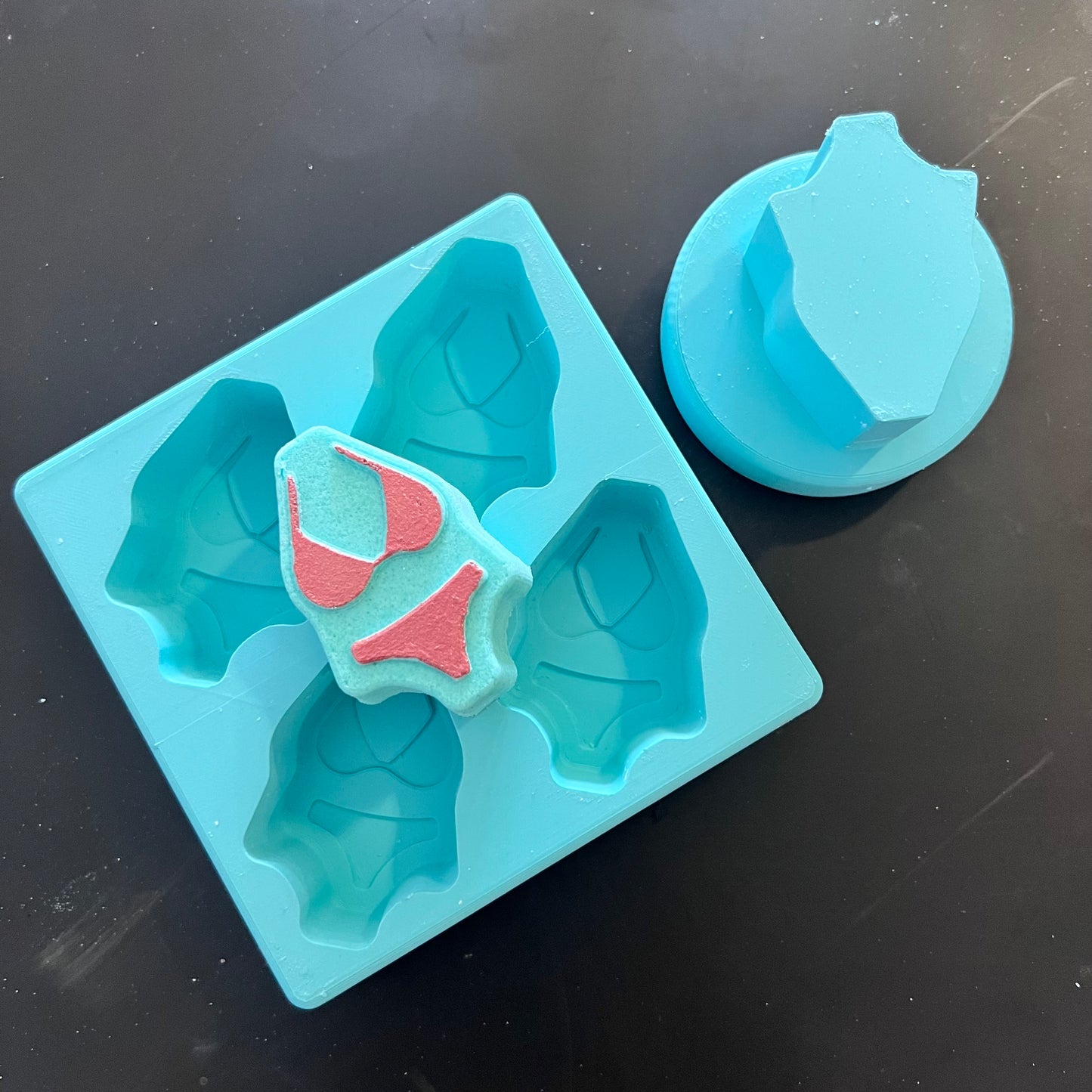 Beach Day Toddler Moulds and Plungers