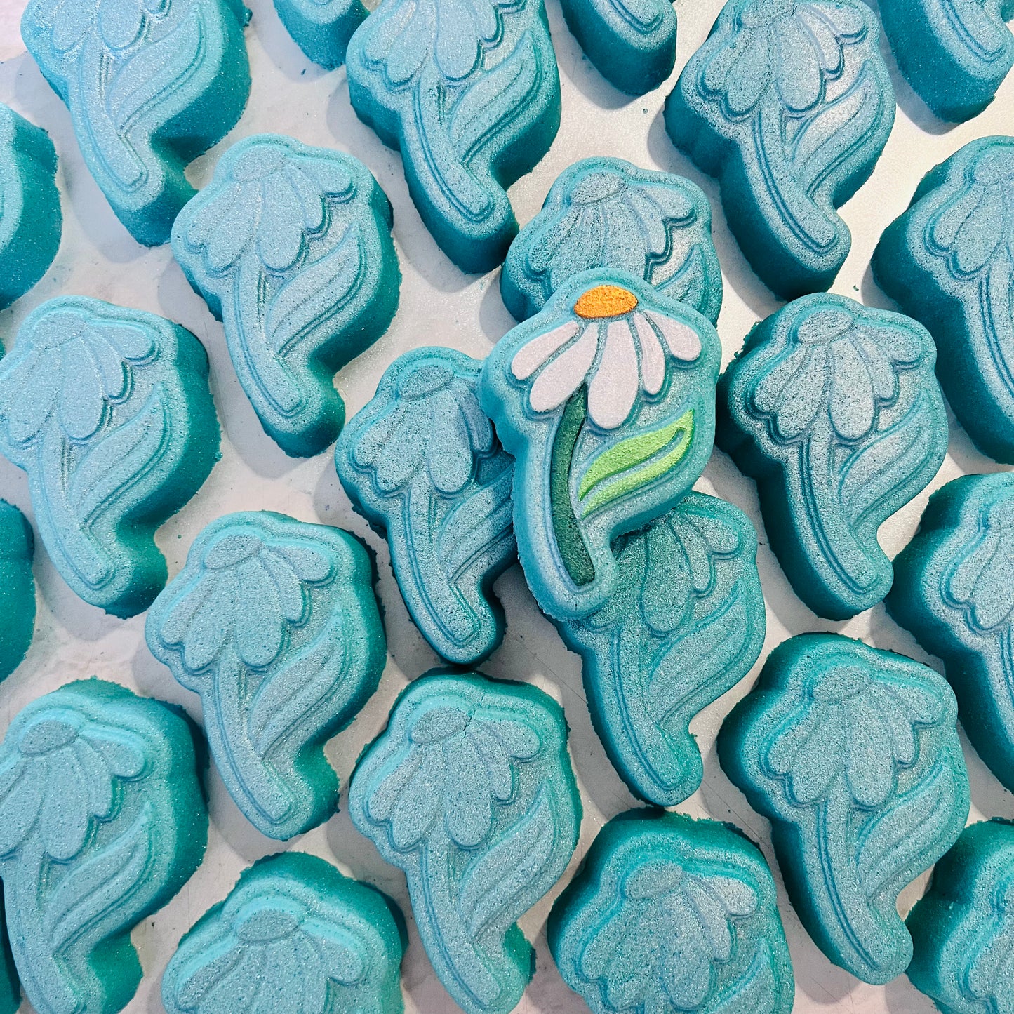 Lonely Little Daisy NEW (Vacuum Form Mould)