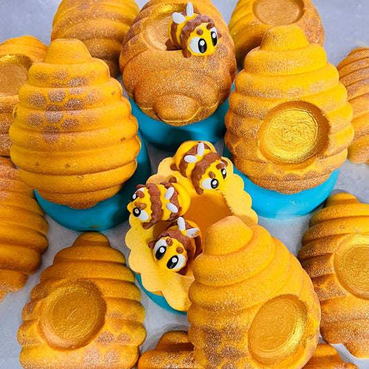 Bee Hive Hollow Egg Hybrid Mould (3D Printed) and Honey Bees to add inside