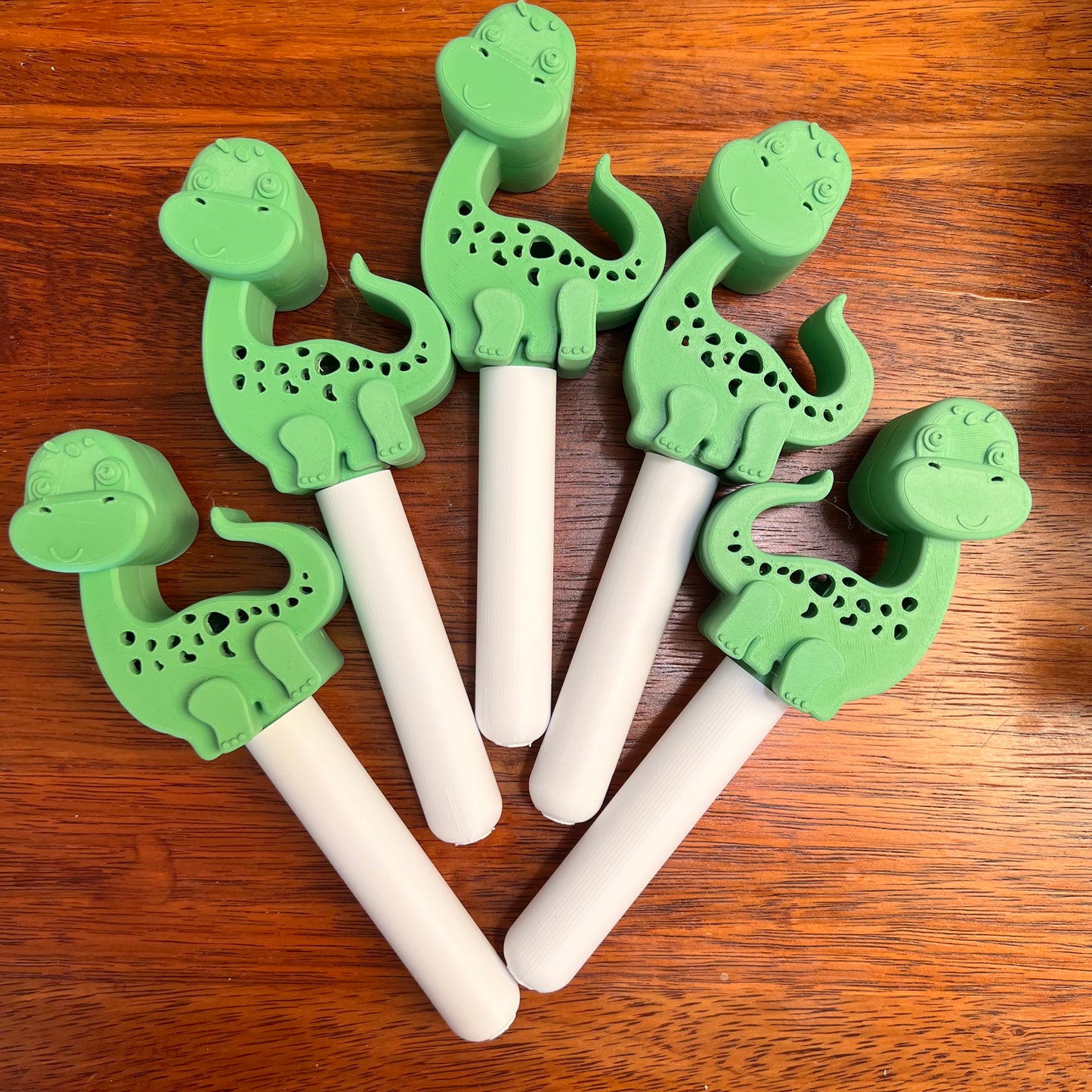 10x Mini Magic Bath Bomb Wands with matching colour handle (Colours in description)
