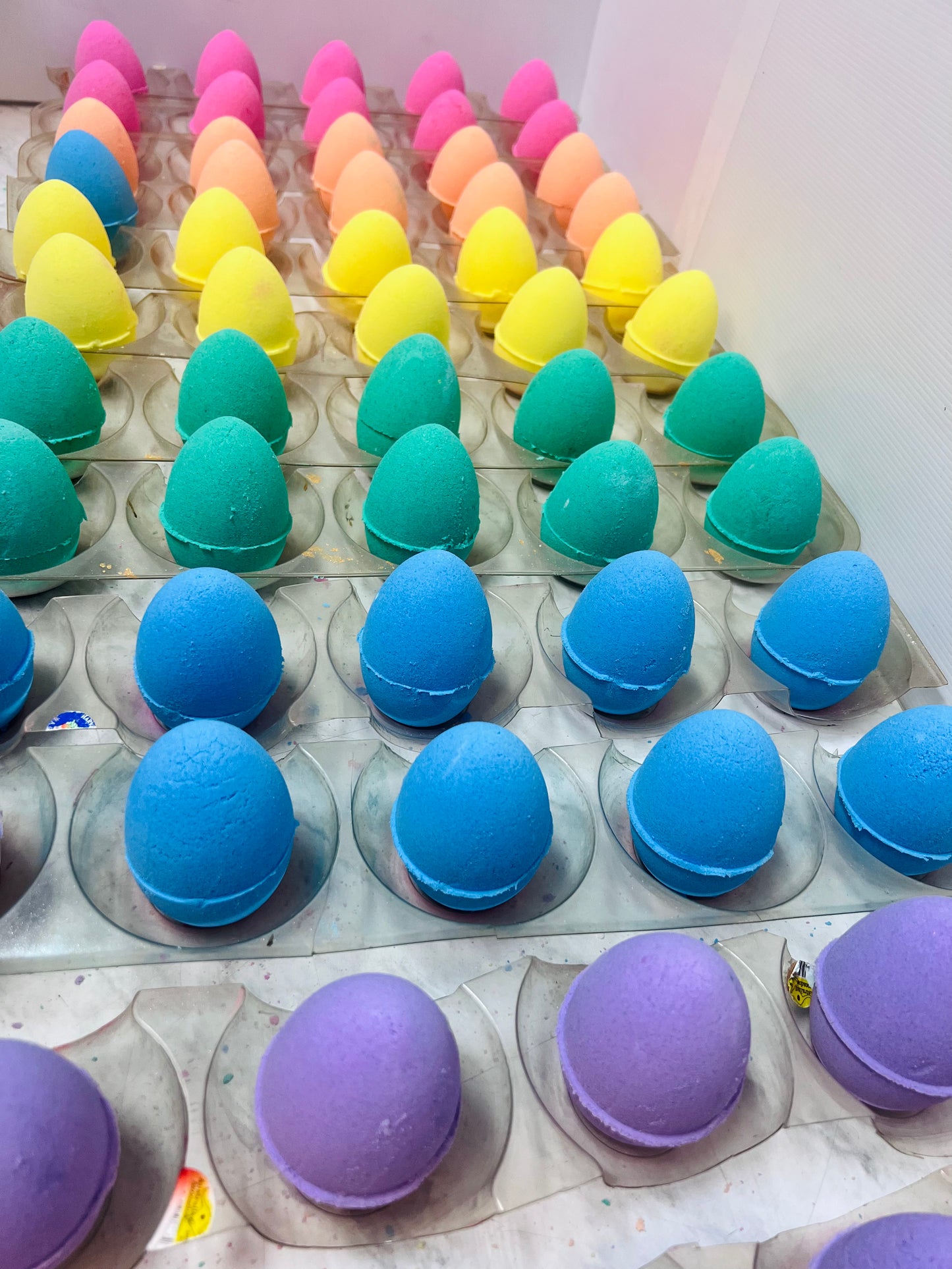 Easter Egg 3 Piece Press Moulds 6 Sizes