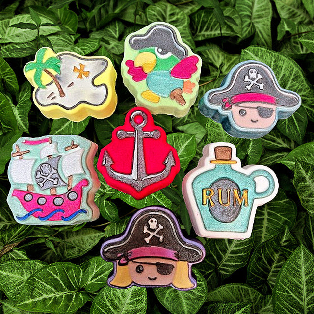 Pirate Collection (Vac Formed) 9 in total in 3 Sizes each
